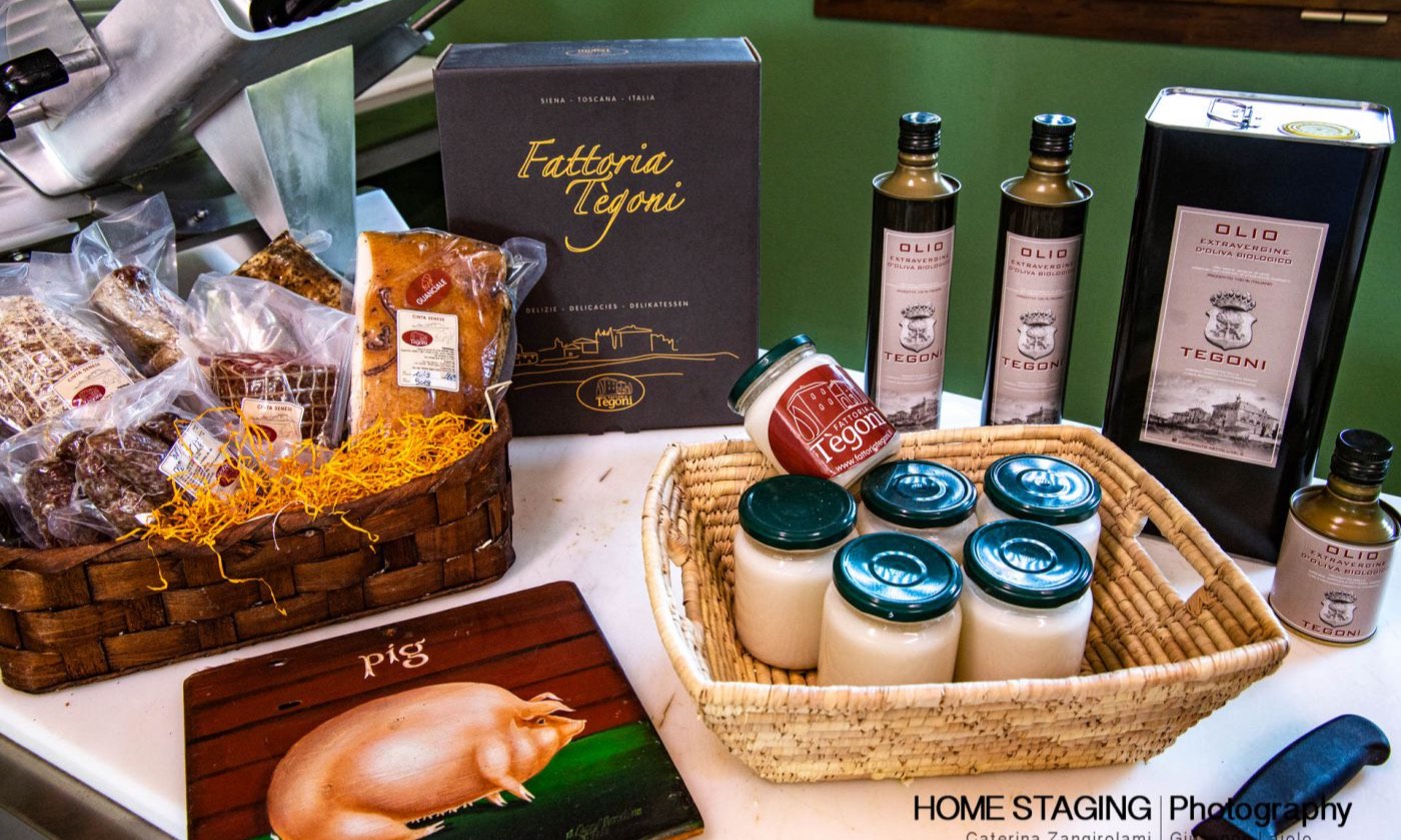 Salumi, olio extravergine e confezioni regalo a marchio Fattoria Tègoni